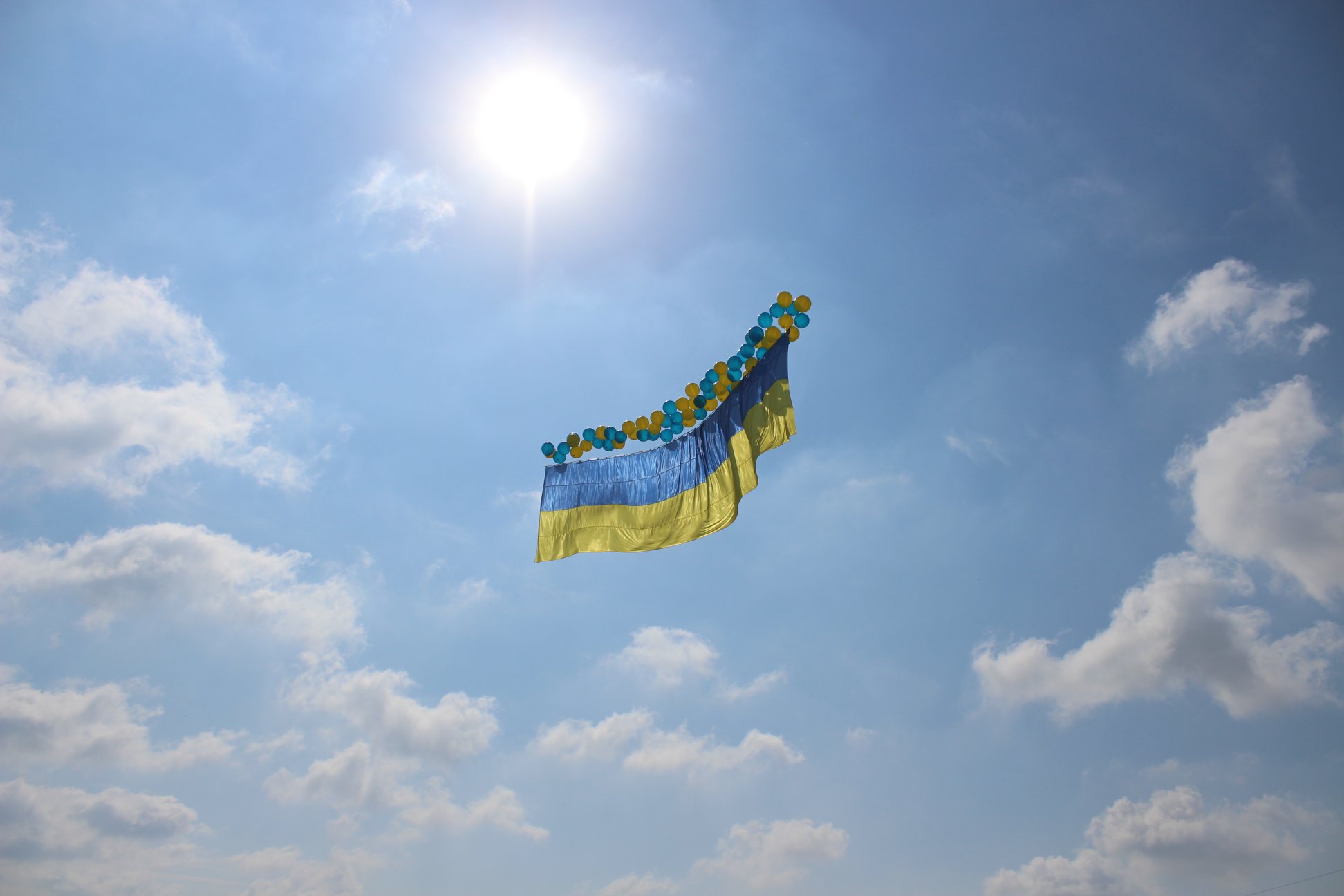 Небо в Украине флаг Украины